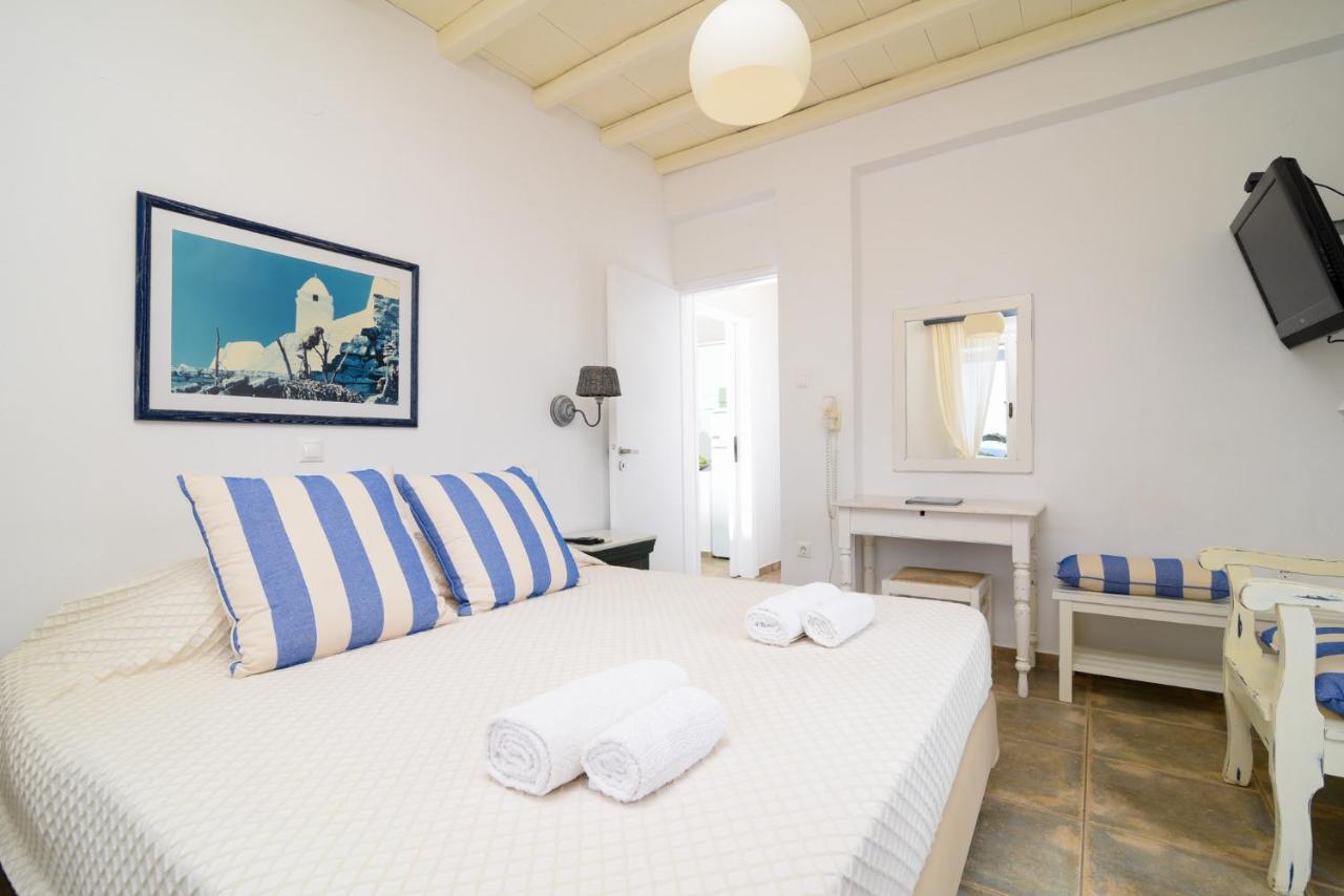 Golden Beach Studios & Suites Tinos Екстер'єр фото