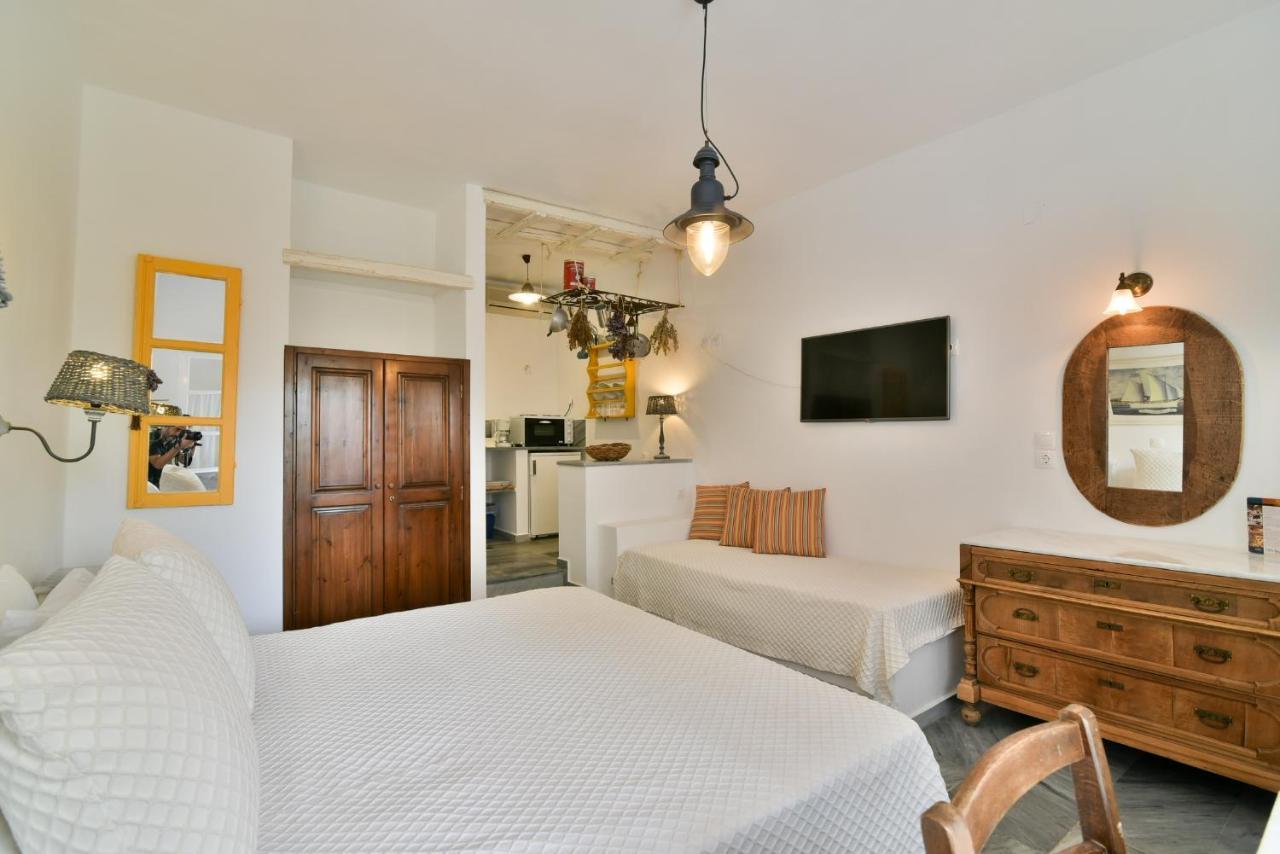 Golden Beach Studios & Suites Tinos Екстер'єр фото
