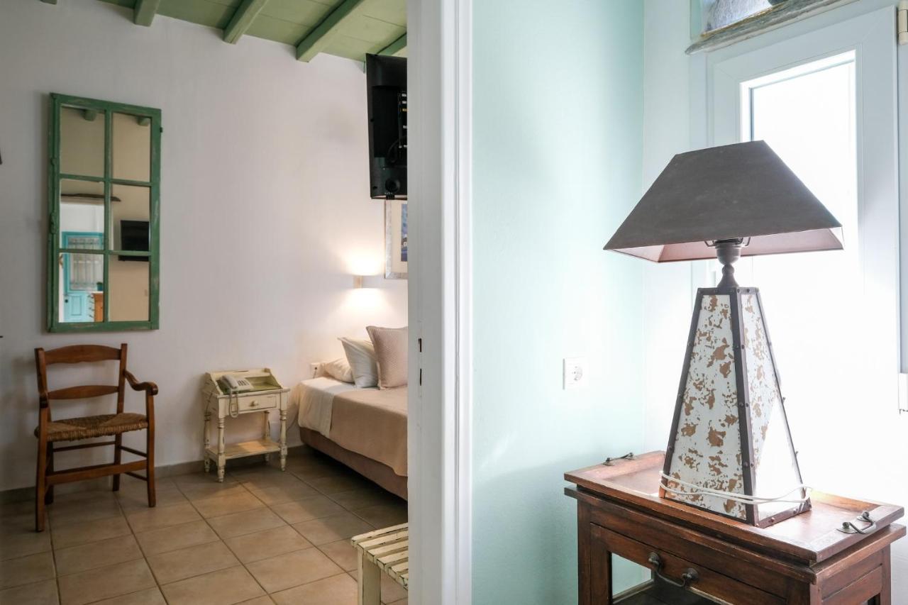 Golden Beach Studios & Suites Tinos Екстер'єр фото